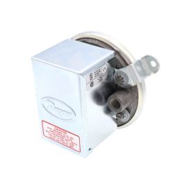 Dwyer Instruments 1910-00 Differential Pressure Switch 0.07/0.15" WC