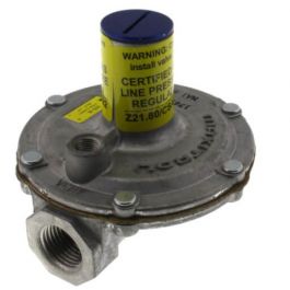Maxitrol 325-11L-2-1/2 2-1/2" Line Pressure Gas Regulator W/Dead-End Lock-Up 4,450,000 BTU/2 PSI