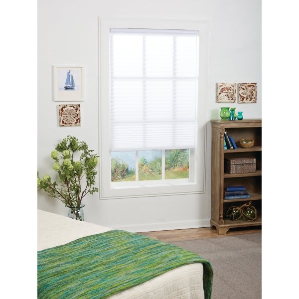 St. Charles 20 X 64" White Light Filtering Cordless Pleated Shade