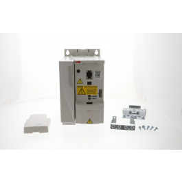 ABB ACS320-03U-14A6-2 3HP Variable Frequency Drive 240VAC/3-PH