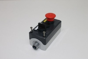 Genie Lift Part # 100256GT - CONTROL BOX,THREE BUTTON, EA