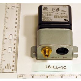 BASO Gas Products L61LL-1C SPDT Pilot Automatic Safety Switch