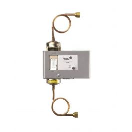 Johnson Controls P28AA-1C Lube Oil Pressure Cutout Control W/90 Second Time Delay & 36" Capillary 8-70 PSI 120/240V