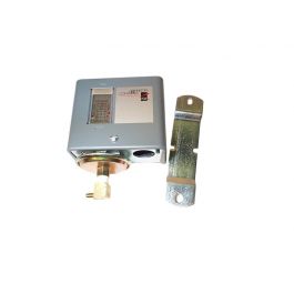 Johnson Controls P67AA-1 DPST Low-Pressure Switch 3-30 PSI Open Fall